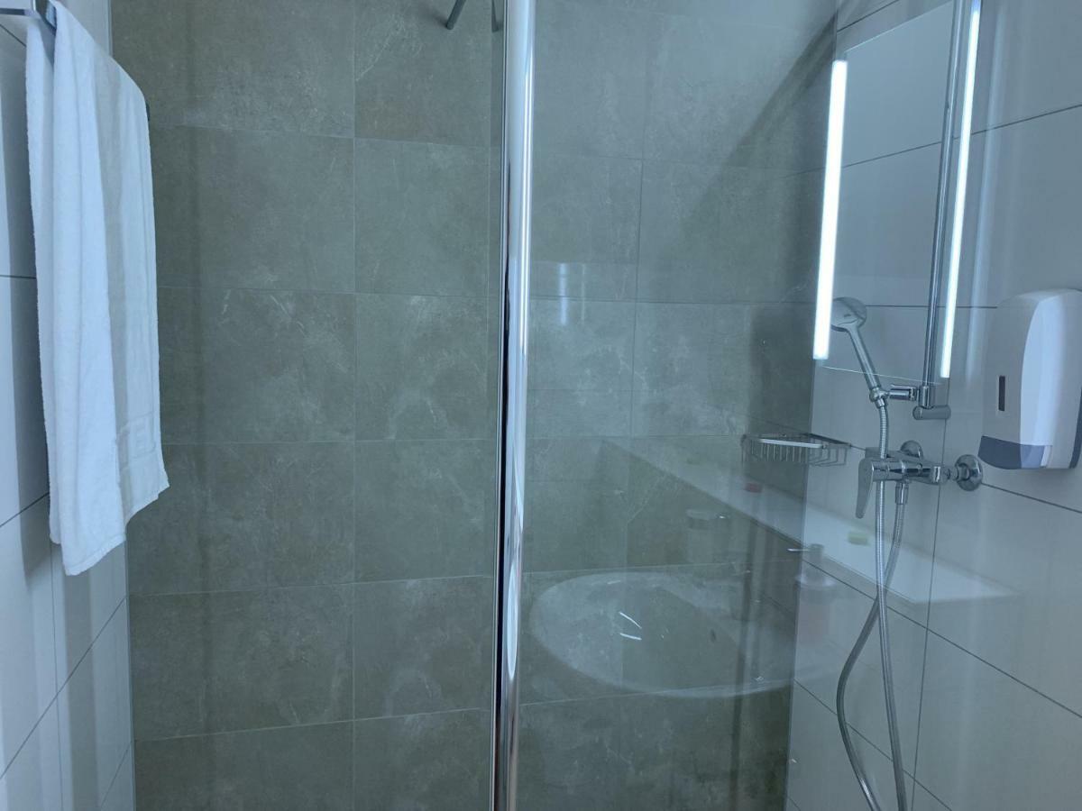 Hotel Adore Romanel-sur-Morges Ngoại thất bức ảnh